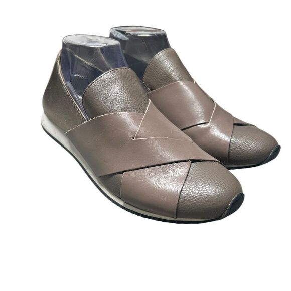 Calvin Klein Brown Casual Slip On Comfort Shoe Size 8.5 Work Athletic Career - Picture 2 of 11